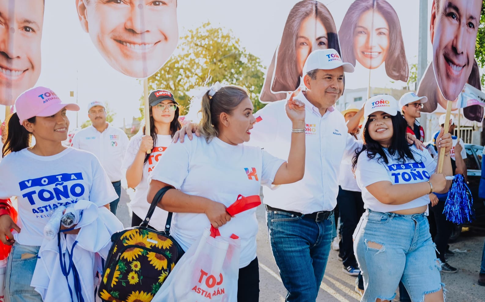 Llama Toño Astiazarán a continuar la ruta de cambios y no regresar al