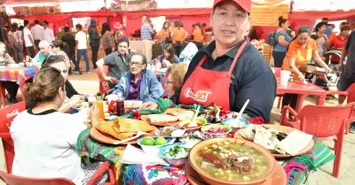 Muestra gastronmica en San Pedro El Saucito