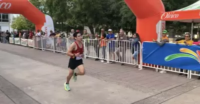 Jos Manuel Ros, ganador del Medio Maratn de Hermosillo