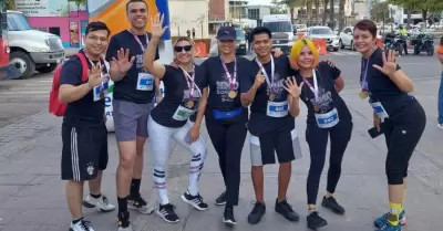 Personal de Uniradio en el Medio Maratn de Hermosillo