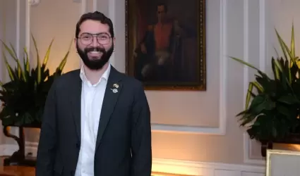 �lvaro Mois�s Ninco Daza, embajador de Colombia en M�xico
