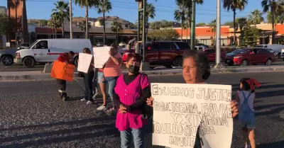 Manifestacin de familia atropellada