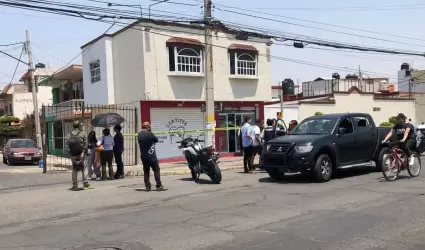 Sin robarse la camioneta, los presuntos delincuentes huyeron