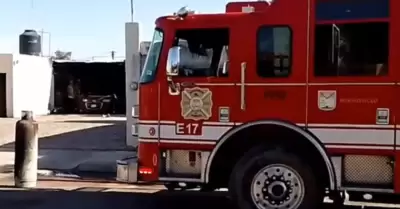 Incendio de automvil de agente de la PESP