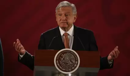 AMLO regresar a sus actividades