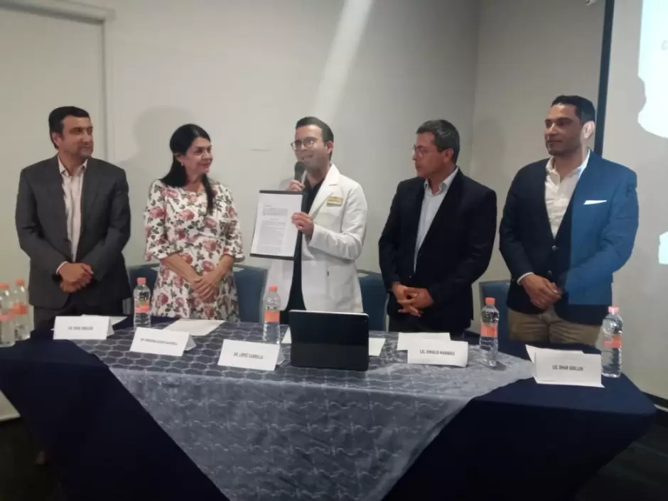 Presentarn iniciativa de Ley para regular la medicina esttica en Sonora