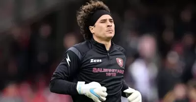 Guillermo Ochoa en un juego de la Serie A