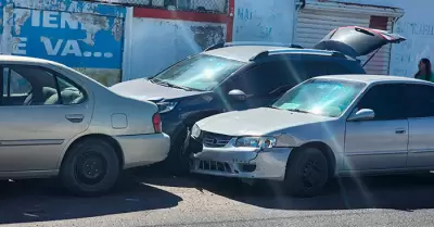 Triple choque en la colonia San Benito