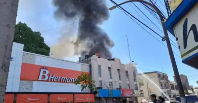 Se registra incendio en el centro de Nogales