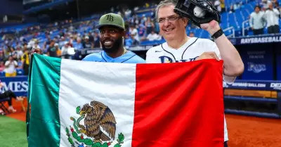 Marcelo Ebrard estuvo con Randy Arozarena en juego de los Rays