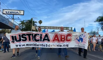 Marchan pos justicia a 14 aos del incendio en la Guardera ABC