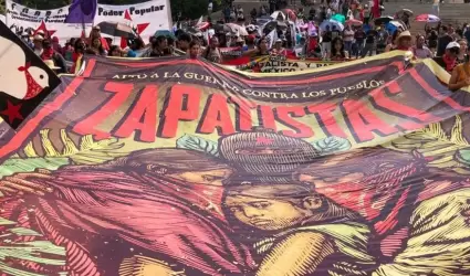 Salida de la marcha en apoyo al EZLN del ngel de la independencia con rumbo al 