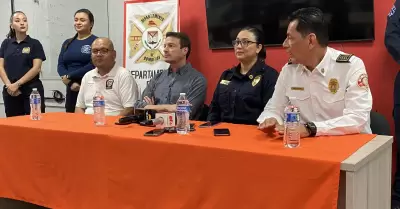 Invitan a campamento de verano de Bomberos