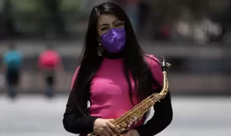Saxofonista Mar�a Elena R�os