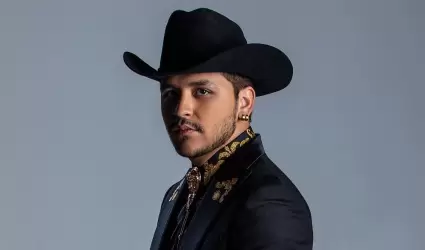 Christian Nodal se ha inspirado en varias mujeres para escribir sus canciones.