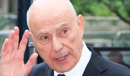 Alan Arkin, actor de "Peque�a Miss Sunshine", muri� a los 89 a�os.