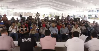 Mesa de dilogo con autoridades de Guerrero