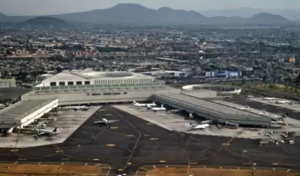 hangar del AICM