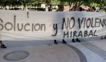 Manifestacin de habitantes del predio Mirabal