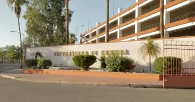 Entrada a la Unison por calle Reforma