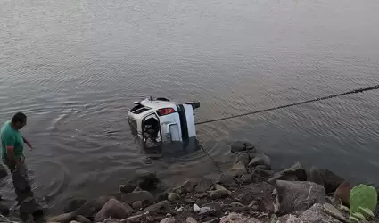 Muere msico al caer al mar en Guaymas