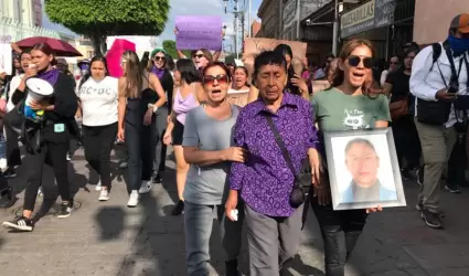 Madre y hermana de Milagros Monserrat encabezaron la marcha para existir justici
