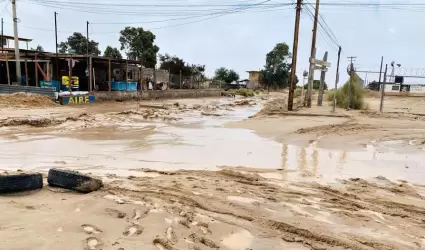 Crecida del arroyo Quintana Roo en el Golfo de Santa Clara, en el municipio de S