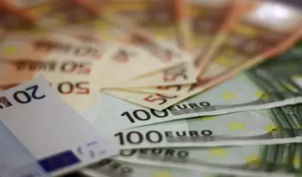 Precio del euro en pesos llega a su nivel más bajo en más de 7 años