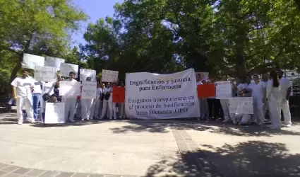 Manifestacin del personal de Enfermera del Hospital General de Especialidades