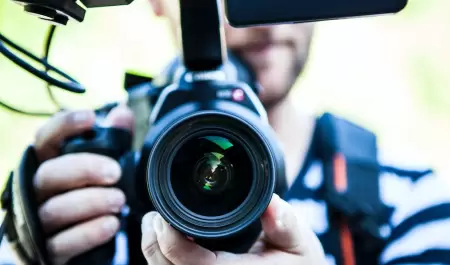 Medios de comunicaci�n