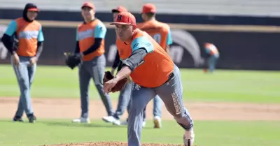 Juan Pablo Oramas se report a los entrenamientos de pretemporada