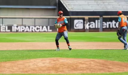 Sexto da de entrenamientos de Los Naranjeros