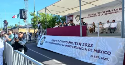 Desfile cívico militar