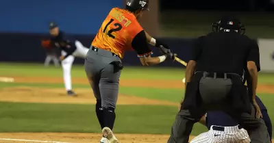 Naranjeros de Hermosillo cay ante la Universidad de Arizona