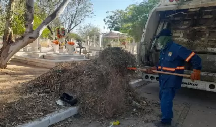 Limpieza de panteones de Hermosillo