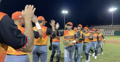 Naranjeros triunfa en el cierre de pretemporada.