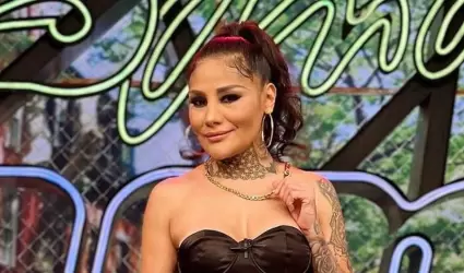 Mariana "La Barby" Ju�rez.
