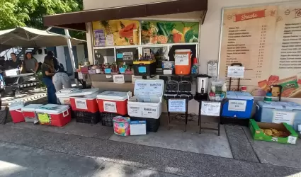 Tienda colectiva de autoservicio en la escuela de Medicina de la Unison