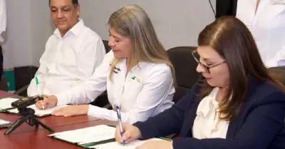 Firma de convenio