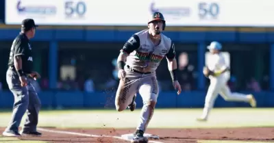 Naranjeros gana la serie a guilas de Mexicali