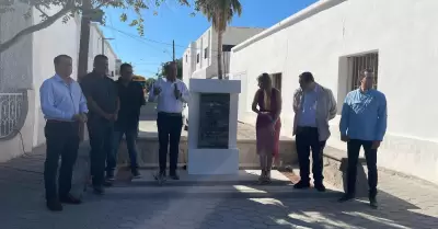 Develan placa que reconoce a Villa de Seris como "Barrio Mgico"