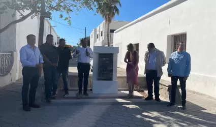 Develan placa que reconoce a Villa de Seris como "Barrio Mgico"