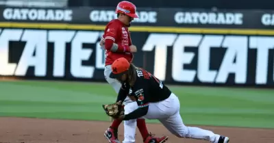 Naranjeros gana la serie a Venados de Mazatln