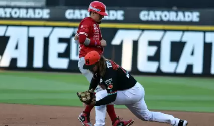 Naranjeros gana la serie a Venados de Mazatln