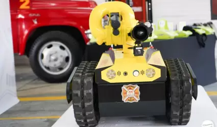 Robot con cmara infrarroja donado a Bomberos de Hermosillo