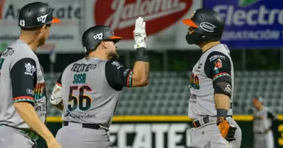 Naranjeros vence a Caeros de Los Mochis