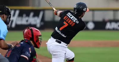 Juego 3 de Naranjeros contra guilas