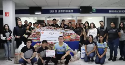 Ceuno don una tonelada de frijol al Banco de Alimentos de Hermosillo