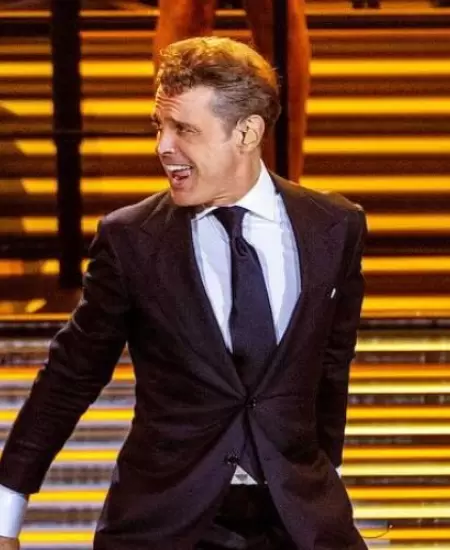 Luis Miguel.
