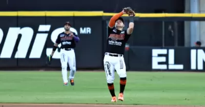 Naranjeros vence a Charros